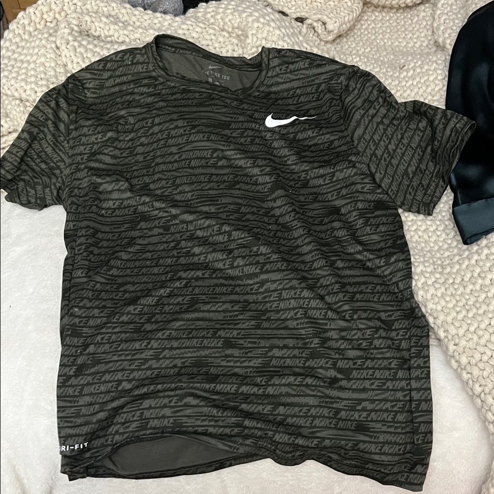 Nike Men's Army Green Dri-FIT Tee